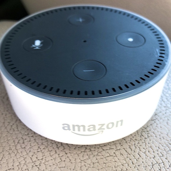 Amazon Echo Dot 2nd Generation - Picture 8 of 11